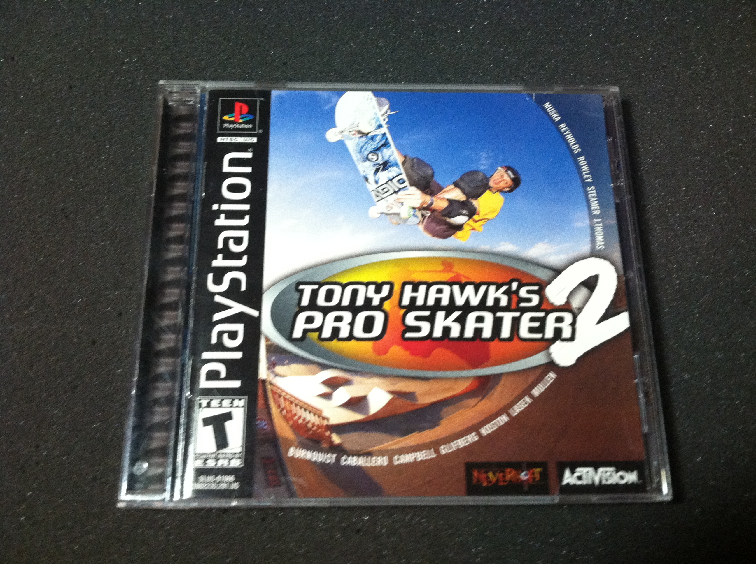 Tony Hawks Pro Skater 2 PS1 front